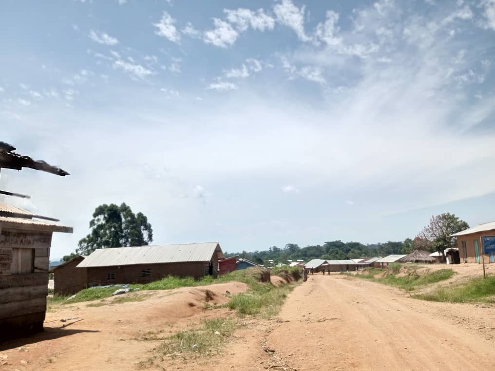 Ituri : plus de 50 élèves foudroyés à Tchabi, activités scolaires suspendues