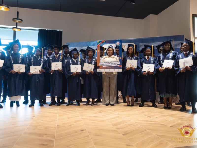 France : Vingt-six boursiers congolais de la première promotion de l’Académie Internationale de Management Excellentia (AIME) ont reçu leurs diplômes